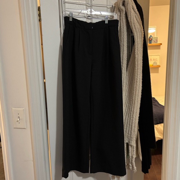 Abercrombie Black Tailored Pants - Picture 1 of 3